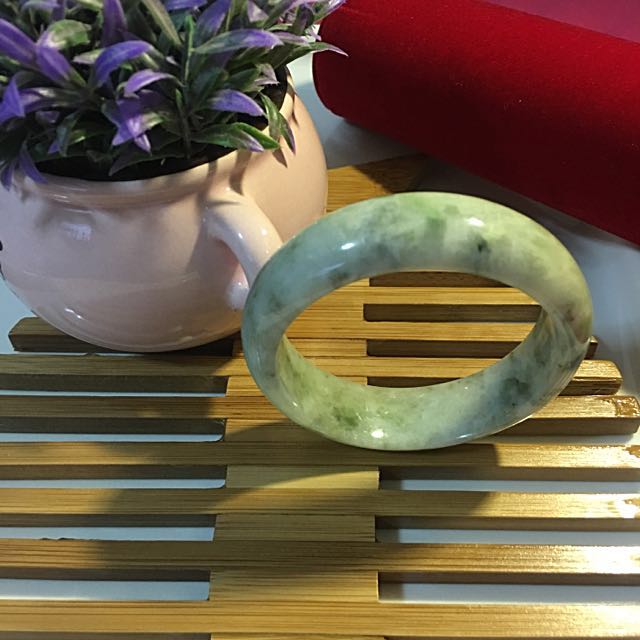 Burmese Jade Bangle